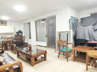 出租13区MARINA 河滨小区三室一厅公寓